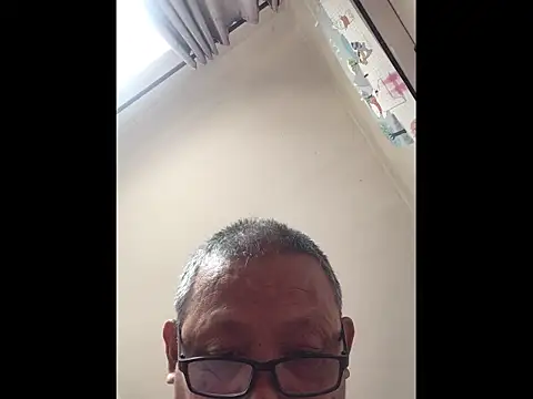 yaocaobi8 online show from 04-12-26, 06:40