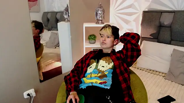 RedHood 1 online show from 04-02-26, 04:21