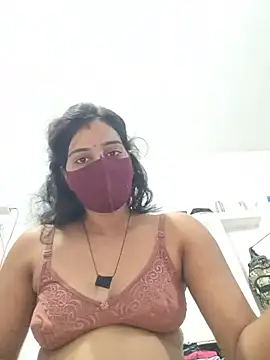 Snapshot of Poonam_bhoji chatting on 07-10-26, 05:26 Poonam bhoji online show from 07-10-26, 05:26