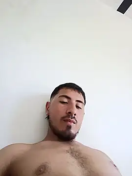 Santiag0122  online show from 06-28-26, 07:53