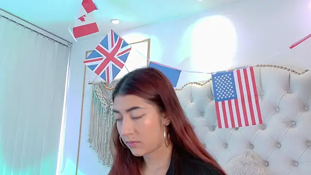 Sara funy online show from 07-06-26, 11:40