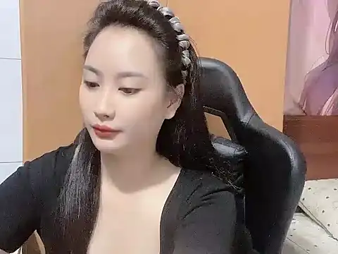 Sunny2868 online show from 04-25-26, 02:36