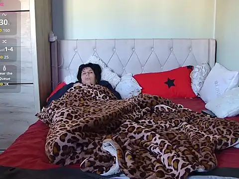 tess1980 online show from 02-27-26, 07:08