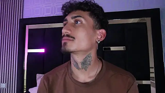 Snapshot of Dark_Eros_ chatting on 03-13-26, 07:31 Dark Eros online show from 03-13-26, 07:31