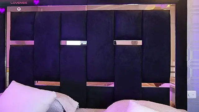 Snapshot of Dark_Eros_ chatting on 03-16-26, 07:40 Dark Eros online show from 03-16-26, 07:40