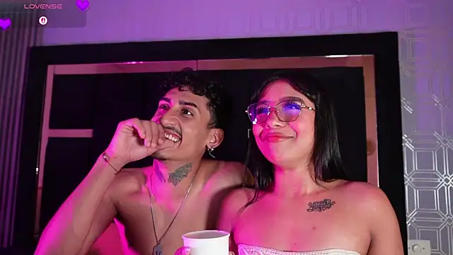 Snapshot of Dark_Eros_ chatting on 03-19-26, 03:32 Dark Eros online show from 03-19-26, 03:32