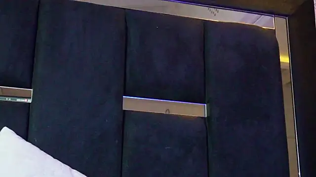 Snapshot of Dark_Eros_ chatting on 04-09-26, 06:19 Dark Eros online show from 04-09-26, 06:19