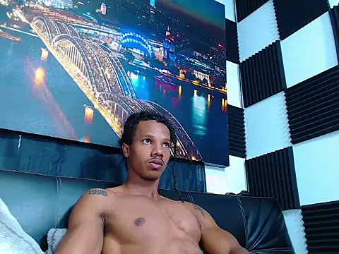 Snapshot of Josh_fit7 chatting on 03-19-26, 02:32 Josh fit7 online show from 03-19-26, 02:32