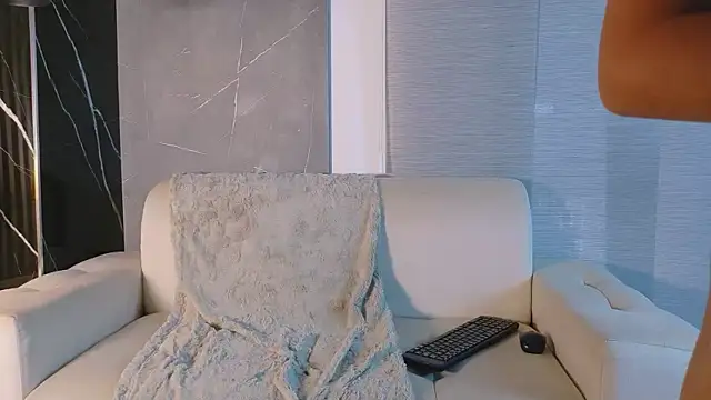 Jazmiin Evans online show from 03-13-26, 07:42