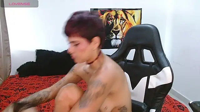 Snapshot of Divinejewel69 chatting on 03-21-26, 12:21 Divinejewel69 online show from 03-21-26, 12:21