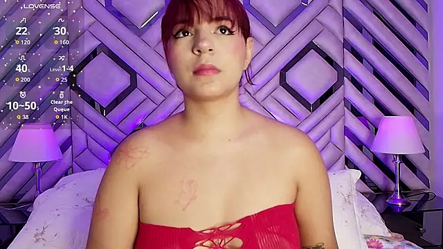 Snapshot of LyaDurand chatting on 02-28-26, 03:29 LyaDurand online show from 02-28-26, 03:29