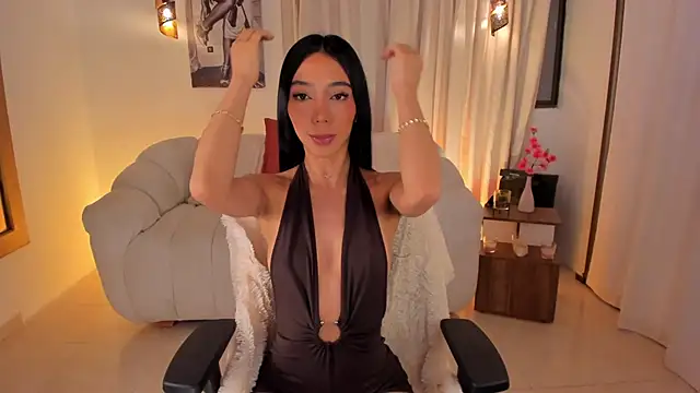 Snapshot of IsabellaLux_ chatting on 04-26-26, 04:15 IsabellaLux online show from 04-26-26, 04:15