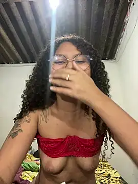 Snapshot of prettydall chatting on 03-20-26, 02:49 prettydall online show from 03-20-26, 02:49