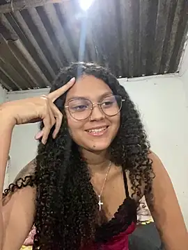 Snapshot of prettydall chatting on 03-26-26, 12:06 prettydall online show from 03-26-26, 12:06