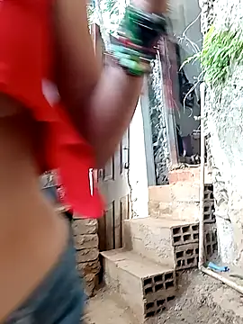 yuliitza4 online show from 03-28-26, 09:36