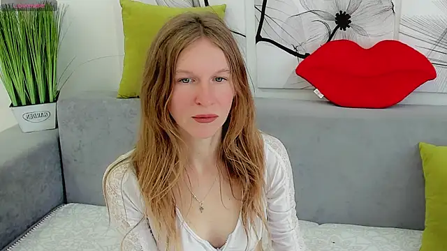Snapshot of Mira_XOo chatting on 04-23-26, 02:19 Mira XOo online show from 04-23-26, 02:19