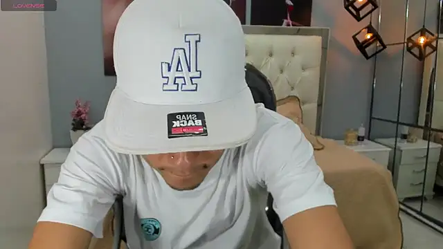 Thiago collinss online show from 05-17-26, 11:12