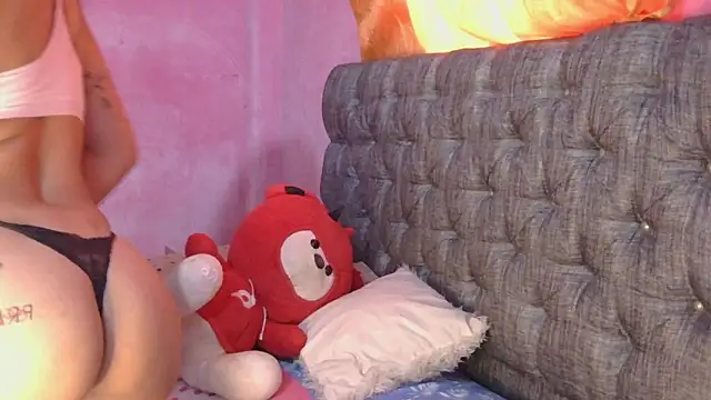 mia luna88 online show from 02-28-26, 08:54