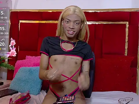 Snapshot of TiffannyValentine chatting on 04-03-26, 12:58 TiffannyValentine online show from 04-03-26, 12:58