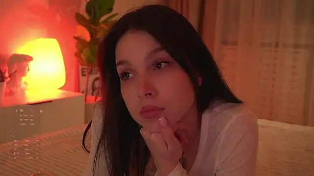 Snapshot of Akaruiiii chatting on 02-25-26, 02:43 Akaruiiii online show from 02-25-26, 02:43