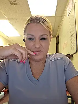 LadyB07 online show from 07-22-26, 06:11