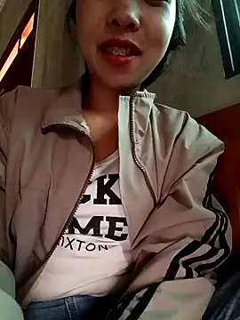 Snapshot of eanna88 chatting on 04-24-26, 01:30 eanna88 online show from 04-24-26, 01:30