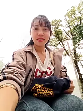 Snapshot of eanna88 chatting on 05-05-26, 12:40 eanna88 online show from 05-05-26, 12:40