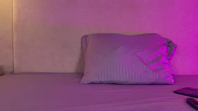 Julietaa Vegaa online show from 02-25-26, 01:10