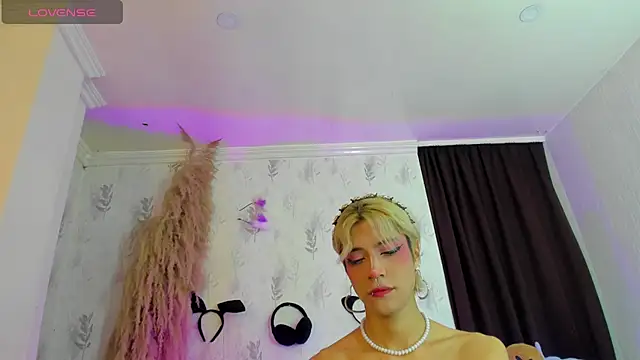 Snapshot of Babyfox_gh chatting on 04-13-26, 07:30 Babyfox gh online show from 04-13-26, 07:30