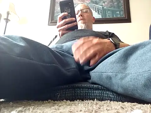 Snapshot of WorthingtonM3 chatting on 03-22-26, 07:39 WorthingtonM3 online show from 03-22-26, 07:39