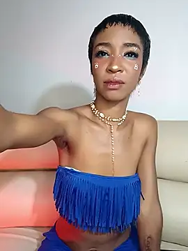 Snapshot of TinnaPeyton chatting on 05-17-26, 12:08 TinnaPeyton online show from 05-17-26, 12:08
