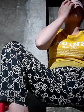 Snapshot of zanh99 chatting on 03-28-26, 02:16 zanh99 online show from 03-28-26, 02:16