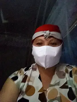 Snapshot of Heylen_hooo chatting on 02-26-26, 01:54 Heylen hooo online show from 02-26-26, 01:54