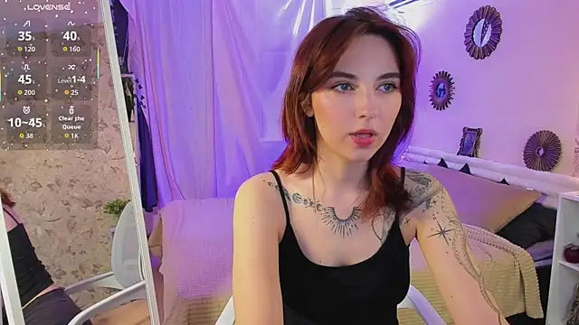 VittoriaNix online show from 05-24-26, 05:07
