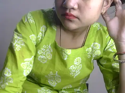 Aani 0 online show from 04-21-26, 04:41