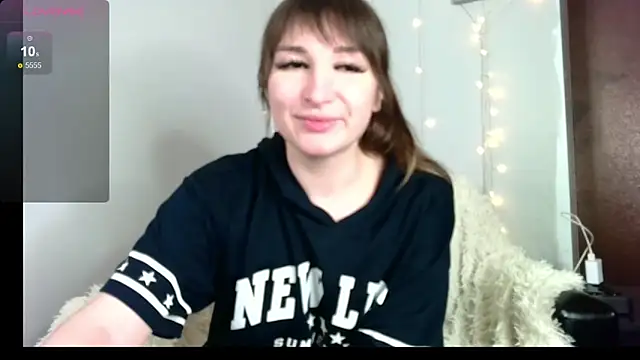 Birdie Kiss online show from 05-13-26, 08:16