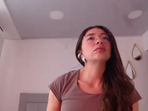Snapshot of Julietaamado chatting on 06-23-26, 05:00 Julietaamado online show from 06-23-26, 05:00