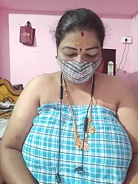 Snapshot of tamil_lathikaaa chatting on 07-08-26, 03:11 tamil lathikaaa online show from 07-08-26, 03:11