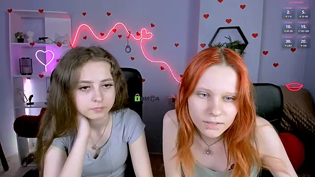 Snapshot of cassandra_nik chatting on 05-18-26, 01:06 cassandra nik online show from 05-18-26, 01:06