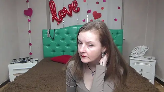 Snapshot of MeganPirs chatting on 03-06-26, 06:04 MeganPirs online show from 03-06-26, 06:04