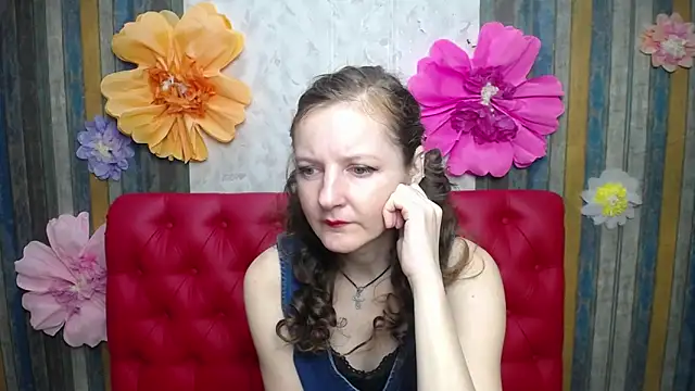 Snapshot of MeganPirs chatting on 04-07-26, 04:57 MeganPirs online show from 04-07-26, 04:57