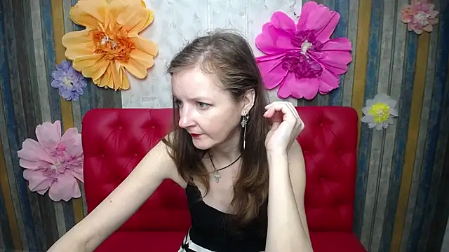 Snapshot of MeganPirs chatting on 04-12-26, 05:18 MeganPirs online show from 04-12-26, 05:18