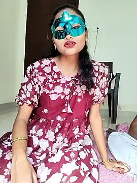 Snapshot of Sweet_Cpl_ chatting on 03-01-26, 04:03 Sweet Cpl online show from 03-01-26, 04:03