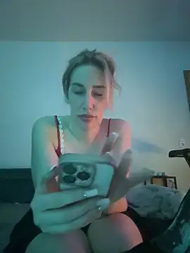 JuliaPrivat online show from 02-26-26, 09:58