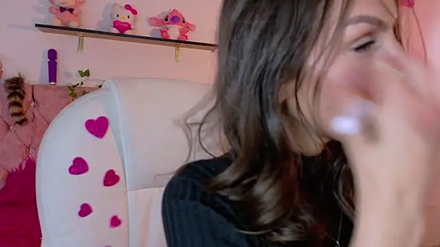 Miis Beella online show from 03-17-26, 08:34