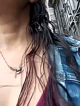 celeste kiss  online show from 04-04-26, 08:06