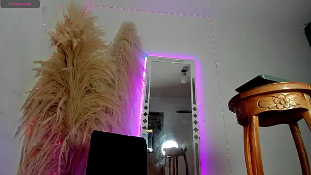 megan scarsex02 online show from 02-26-26, 08:52