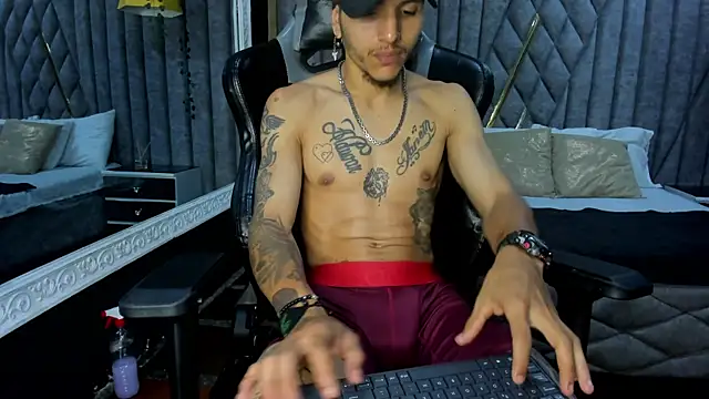 DanteLuxx online show from 03-18-26, 09:45