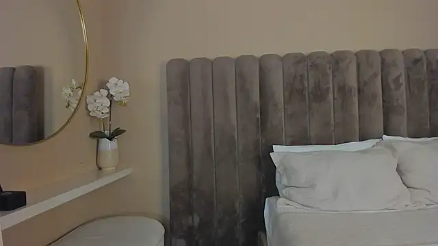 SofiBaez online show from 05-09-26, 12:10