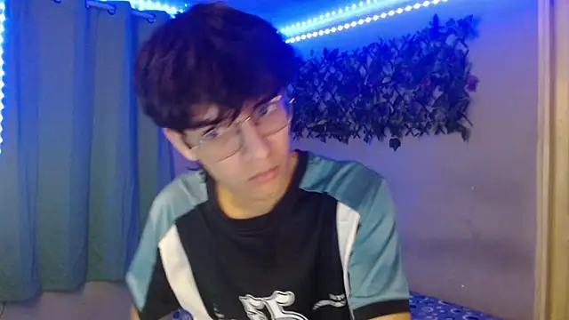 noah millerx online show from 03-21-26, 03:33